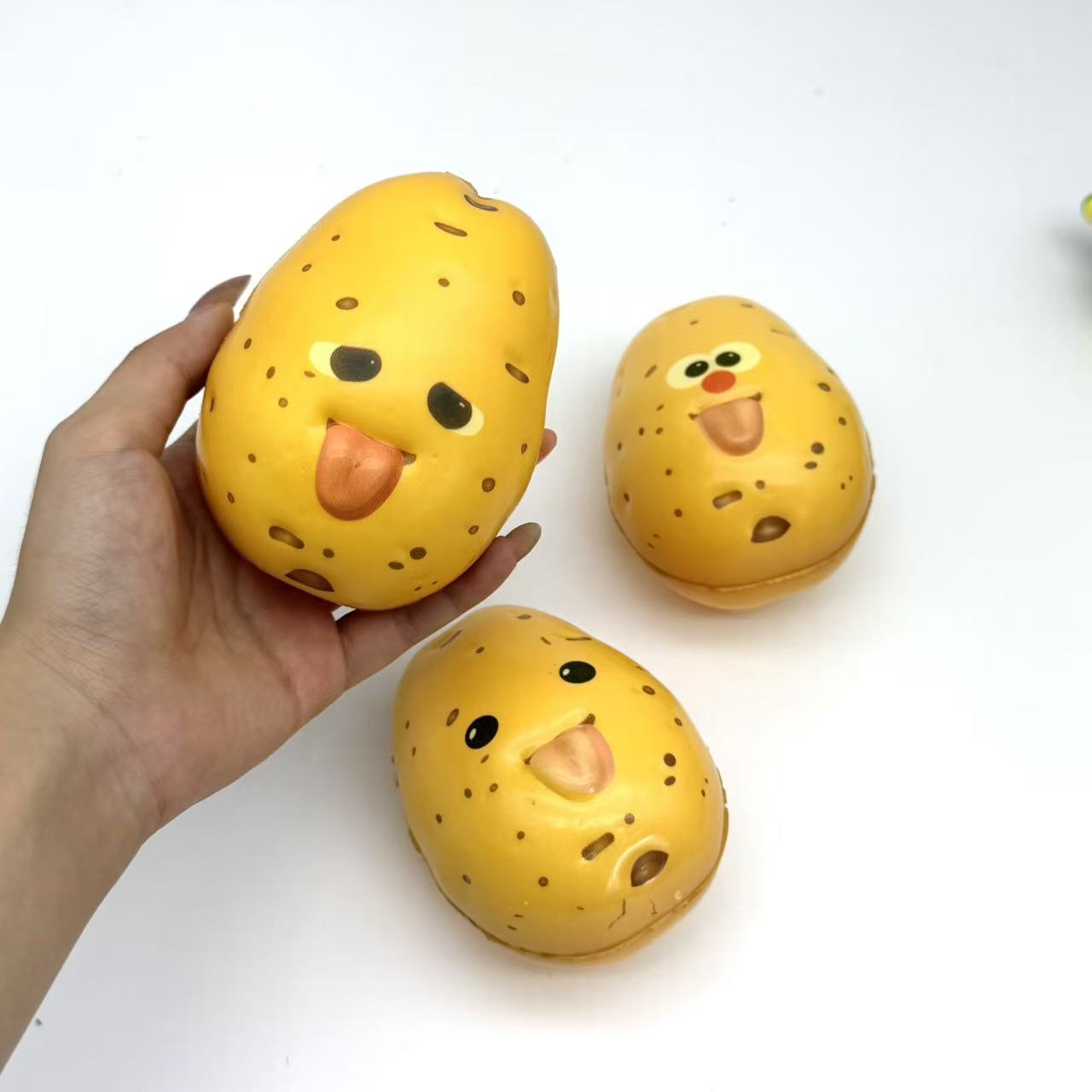 Cute Simulation Potato Strawbe - Novelty Gifts ulasan dan harga