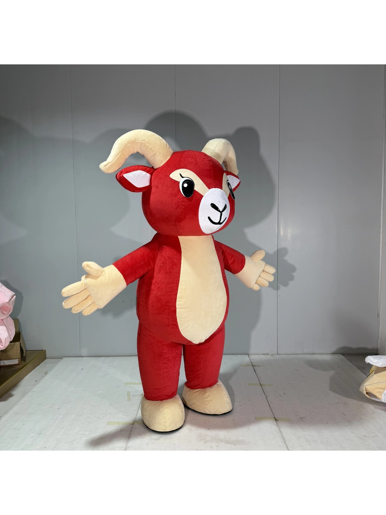Inflatable Red Goat Mascot Cos - Costumes ulasan dan harga